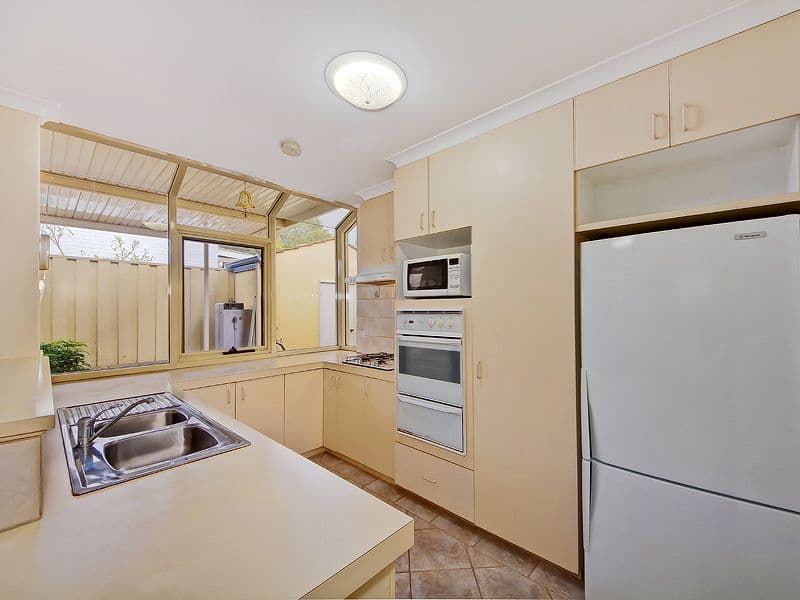 Unit 5, 69 Rockingham Beach Road, ROCKINGHAM WA 6168, Rockingham - Thumbnail 2