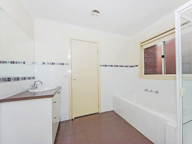 160 Kingston Boulevard, HOPPERS CROSSING VIC 3029, Hoppers Crossing - Thumbnail 8