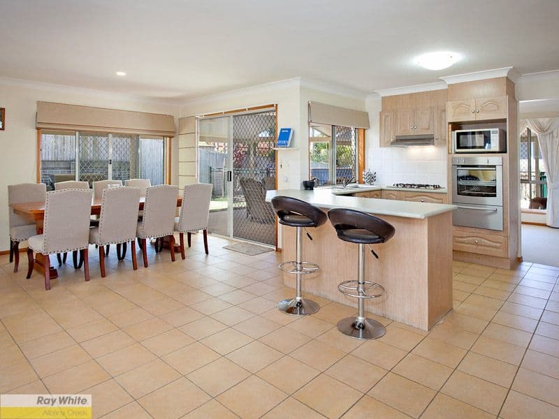 17 Fairhaven Place, ALBANY CREEK QLD 4035, Albany Creek - Thumbnail 4