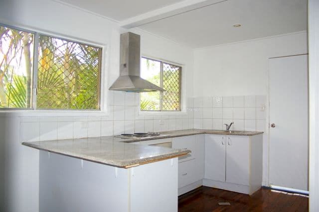 10 Kurrajong Street, WOODRIDGE QLD 4114, Woodridge - Thumbnail 2