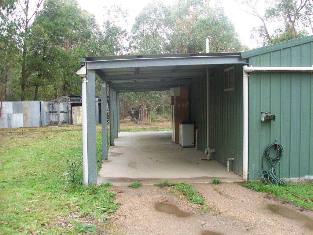 76 Reservoir Road, ROSS CREEK  Victoria  3351, Australia, Ross Creek - Thumbnail 3