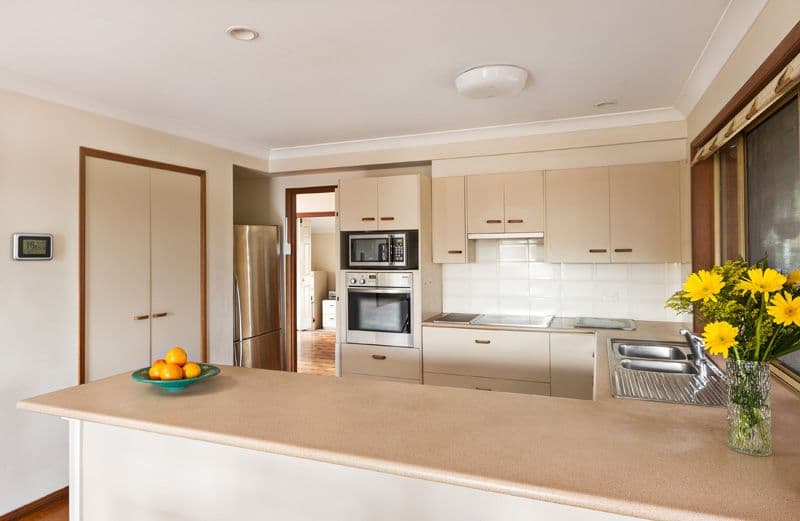 15 Tomkins Road, RIVERHILLS QLD 4074, Riverhills - Thumbnail 6