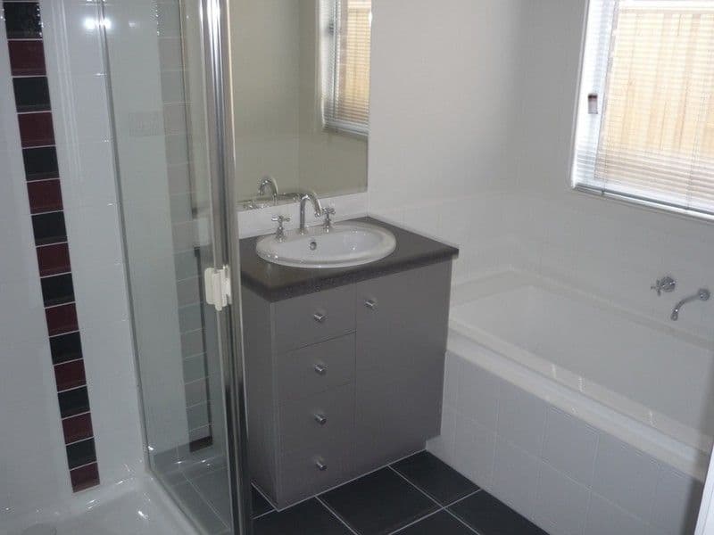 8 Ebony Way, TARNEIT VIC 3029, Tarneit - Thumbnail 2