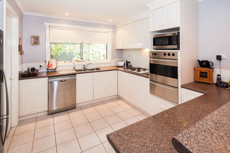 7 Castlebar Close, INVERMAY PARK  Victoria  3350, Australia, Invermay Park - Thumbnail 5