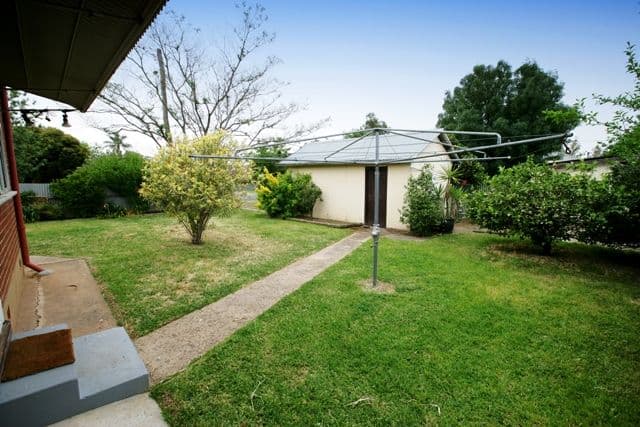 45 Hardy Avenue, WAGGA WAGGA NSW 2650, Wagga Wagga - Thumbnail 3