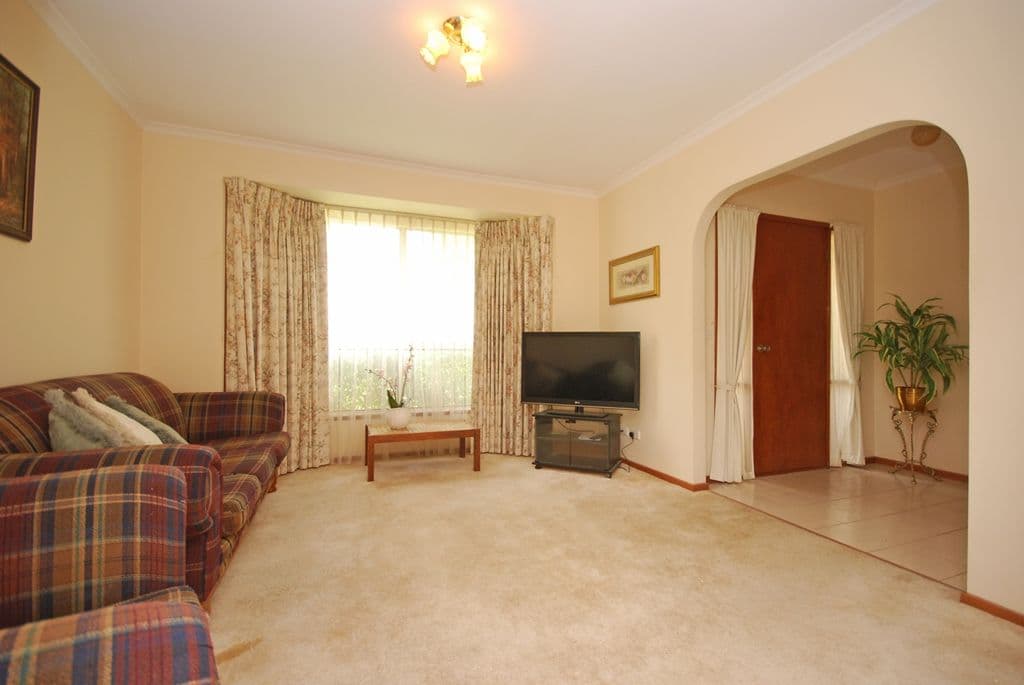 2/221 York Street, BALLARAT EAST  Victoria  3350, Australia, Ballarat East - Thumbnail 2
