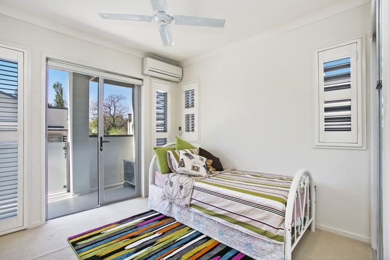  146 Carmody Road, ST LUCIA QLD 4067, St Lucia - Thumbnail 6