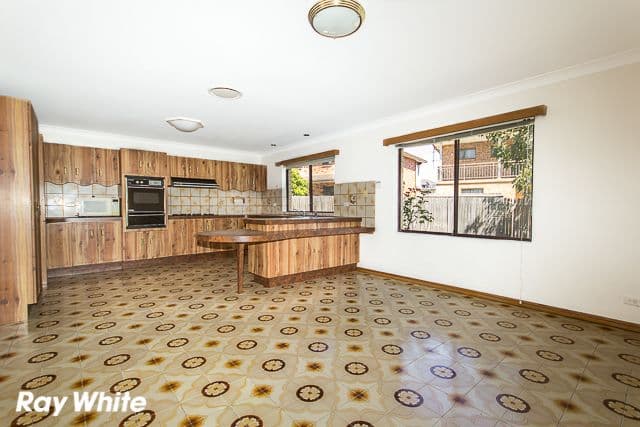 5 Blackmore Place, WETHERILL PARK NSW 2164, Wetherill Park - Thumbnail 4