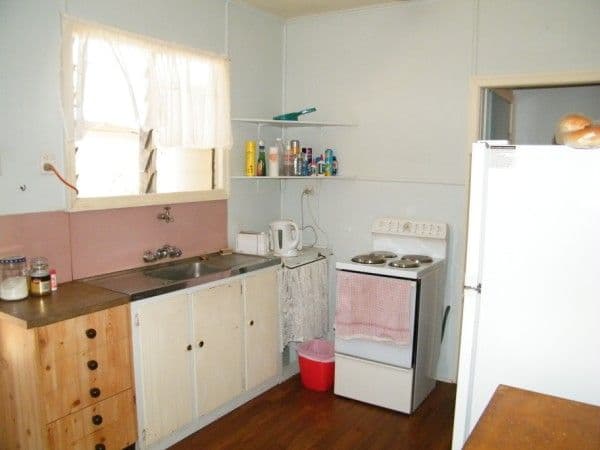 26 Barber Street, CHINCHILLA QLD 4413, Chinchilla - Thumbnail 4