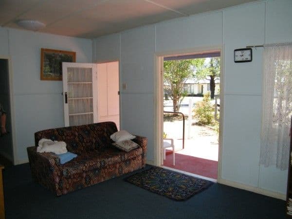 26 Barber Street, CHINCHILLA QLD 4413, Chinchilla - Thumbnail 2