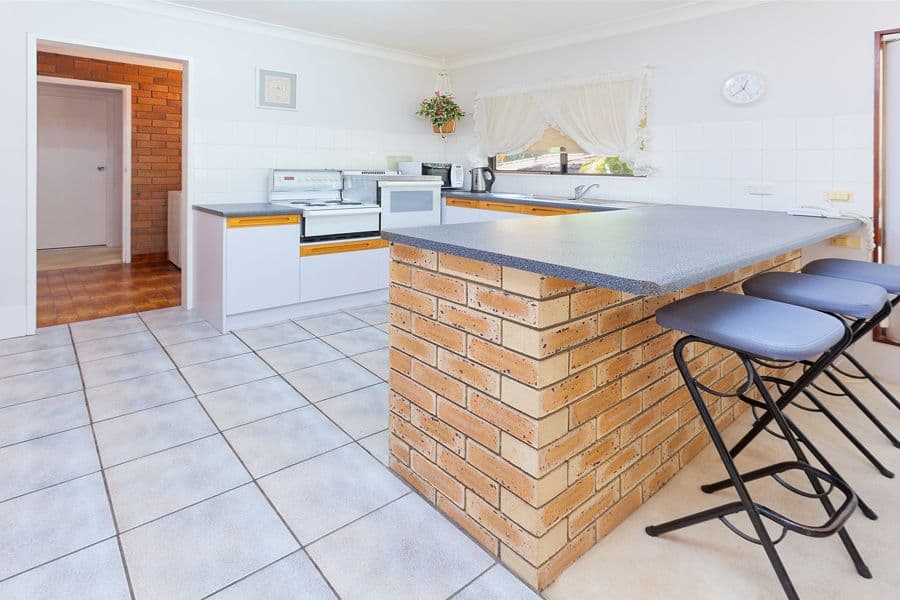 15 Lorraine Street, CAMIRA QLD 4300, Camira - Thumbnail 4