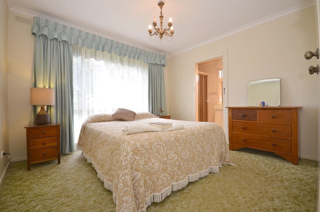 19 Windsor Avenue, ALFREDTON VIC 3350, Alfredton - Thumbnail 6
