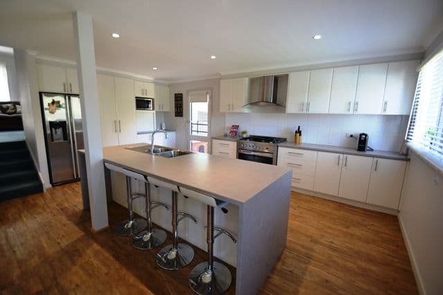 6 Delhi Street, SEYMOUR VIC 3660, Seymour - Thumbnail 2