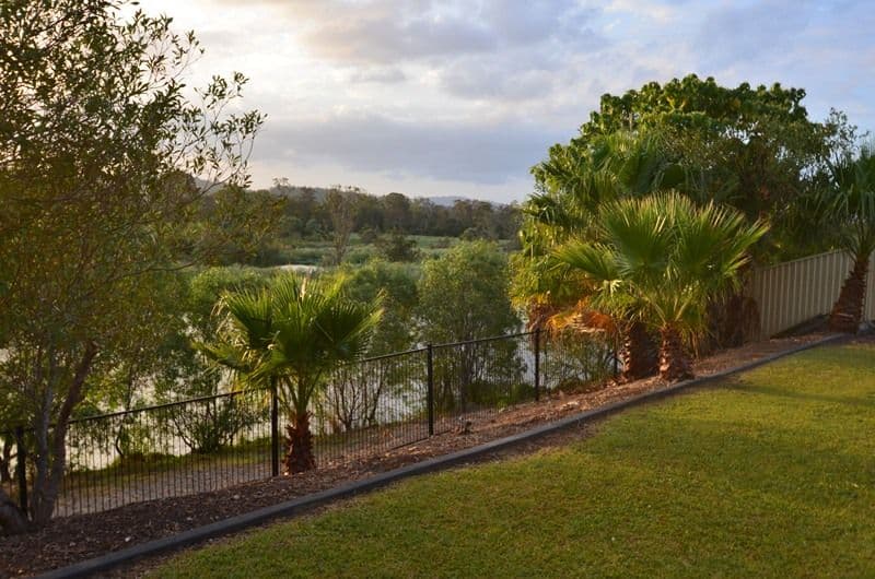 74 Golden Bear Drive, ARUNDEL QLD 4214, Arundel - Thumbnail 5