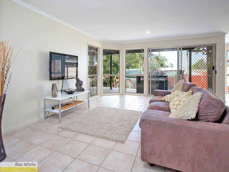 8 Peace Court, EATONS HILL QLD 4037, Eatons Hill - Thumbnail 4