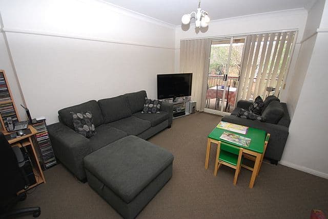 19 Francis Street, Heidelberg Heights, Heidelberg Heights - Thumbnail 2