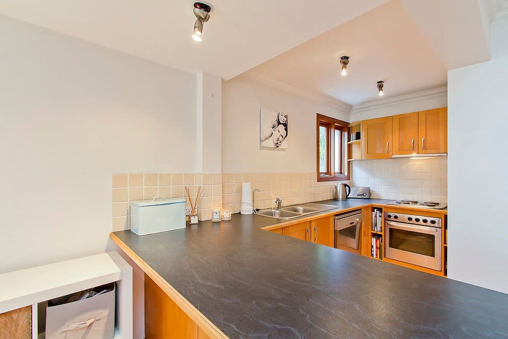 128 Sunshine Parade, MIAMI QLD 4220, Miami - Thumbnail 4