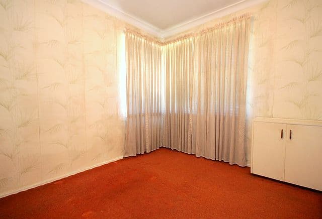 16 Gilliver Crescent, GREENACRE NSW 2190, Greenacre - Thumbnail 5