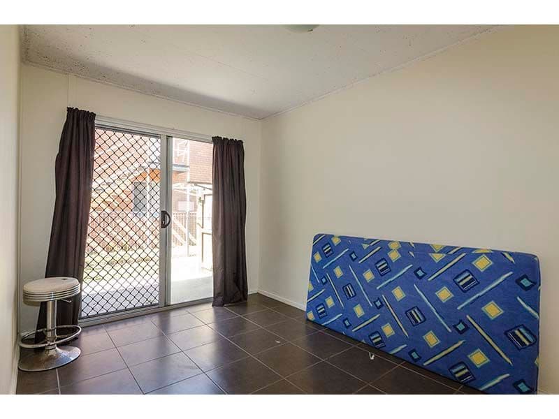 21 Parneno Street, CHEVRON ISLAND QLD 4217, Chevron Island - Thumbnail 7