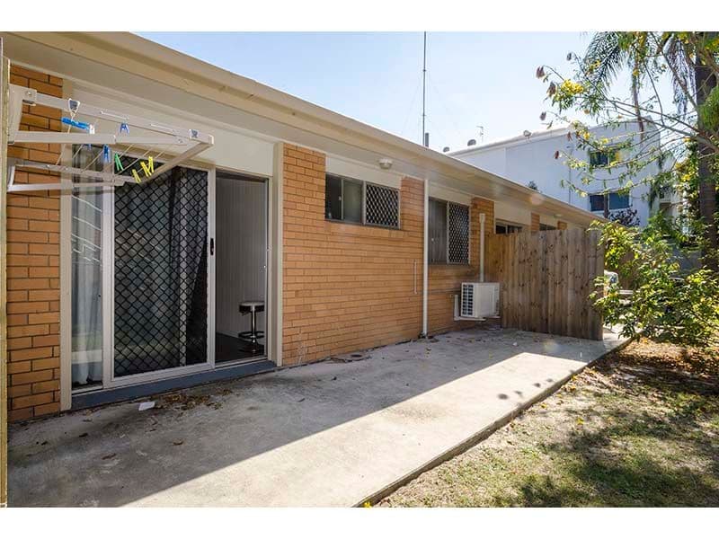 21 Parneno Street, CHEVRON ISLAND QLD 4217, Chevron Island - Thumbnail 8