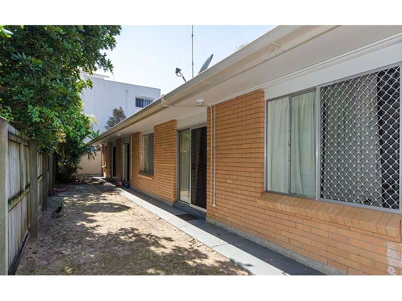 21 Parneno Street, CHEVRON ISLAND QLD 4217, Chevron Island - Thumbnail 3