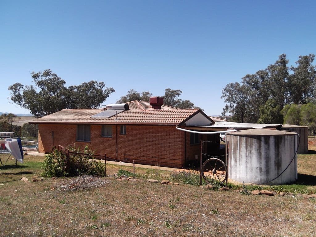 8 Impala Estate Road, TAMWORTH NSW 2340, Tamworth - Thumbnail 3