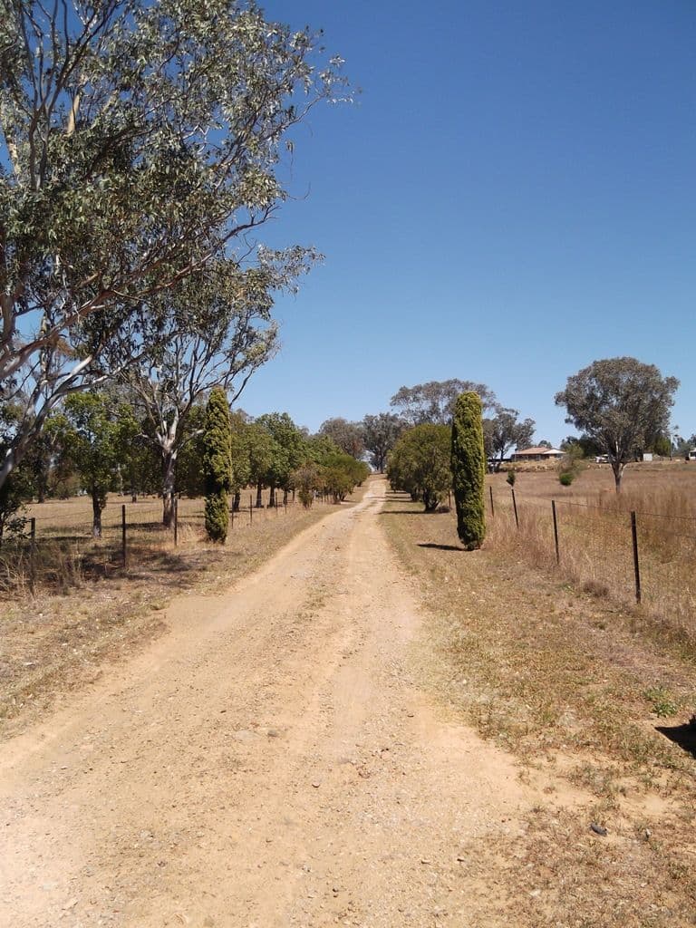 8 Impala Estate Road, TAMWORTH NSW 2340, Tamworth - Thumbnail 2