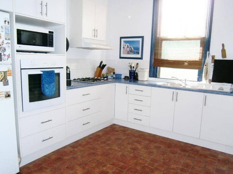 38 Florance Street, COOTAMUNDRA NSW 2590, Cootamundra - Thumbnail 3
