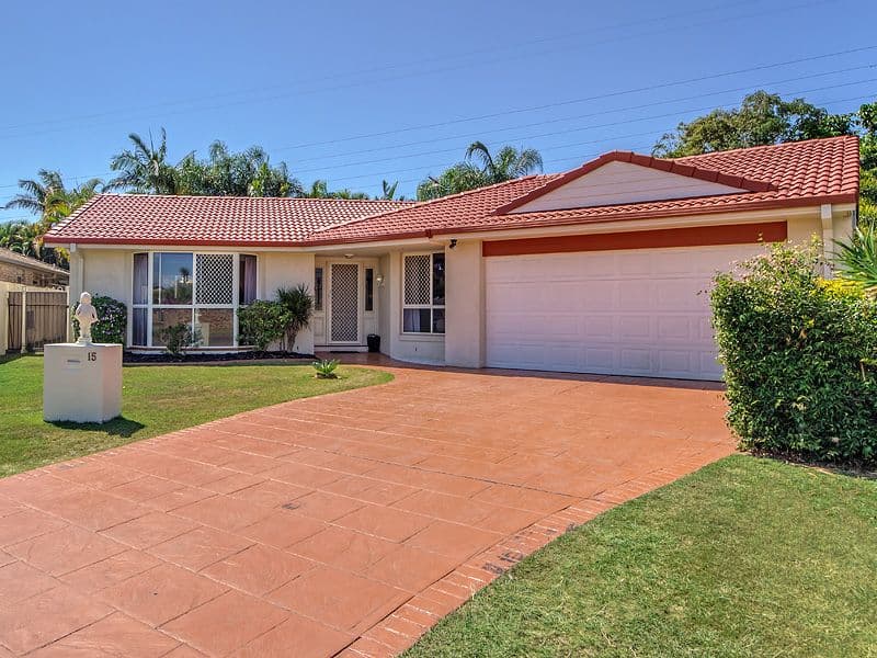 15 Bon Aire Court, Clear Island Waters QLD 4226, Clear Island Waters - Thumbnail 5