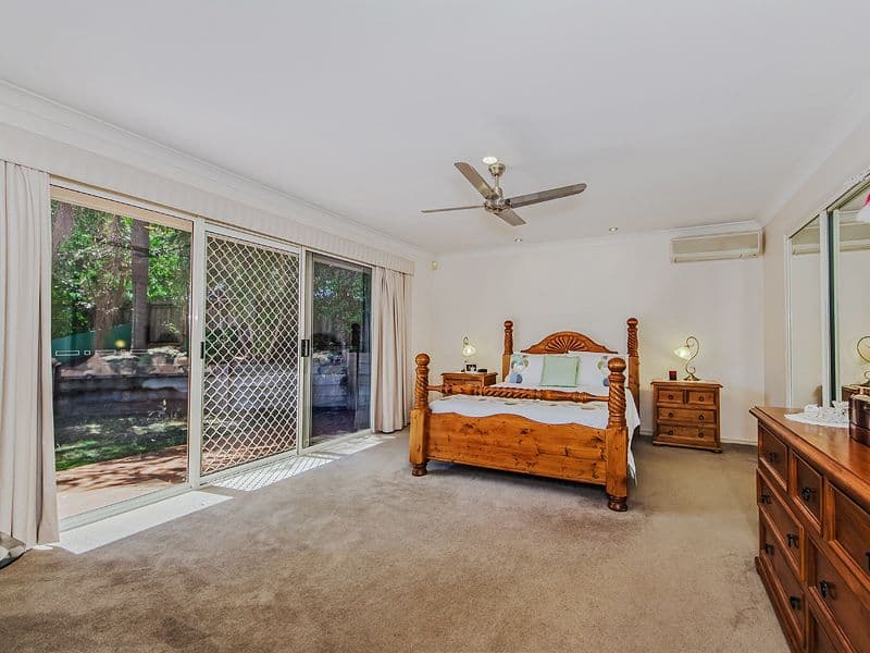 15 Bon Aire Court, Clear Island Waters QLD 4226, Clear Island Waters - Thumbnail 6
