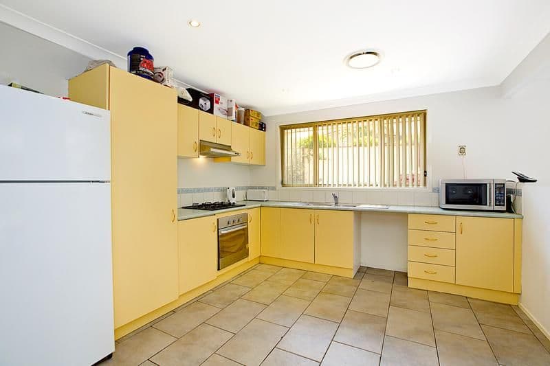 5 Snug Place, WEST HOXTON NSW 2171, West Hoxton - Thumbnail 5