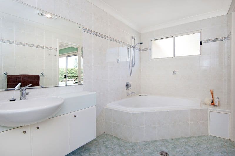 24 Kipling Drive, BATEAU BAY NSW 2261, Bateau Bay - Thumbnail 8
