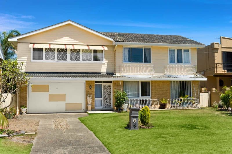 5 Hawkesbury Esplanade, SYLVANIA WATERS NSW 2224, Sylvania Waters - Thumbnail 2