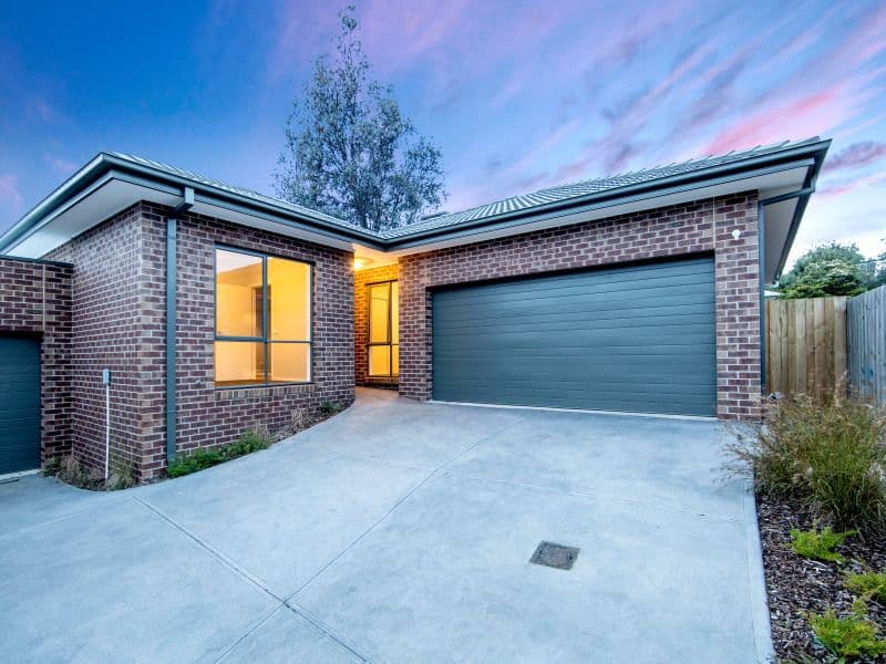 77 Kananook Avenue, SEAFORD VIC 3198, Seaford - Image 1