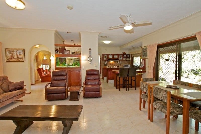 8 California Drive, OXENFORD QLD 4210, Oxenford - Thumbnail 5