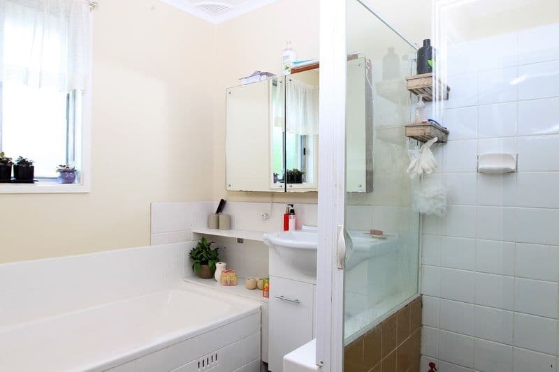 11 Kahlua Crescent, BOMADERRY NSW 2541, Bomaderry - Thumbnail 7