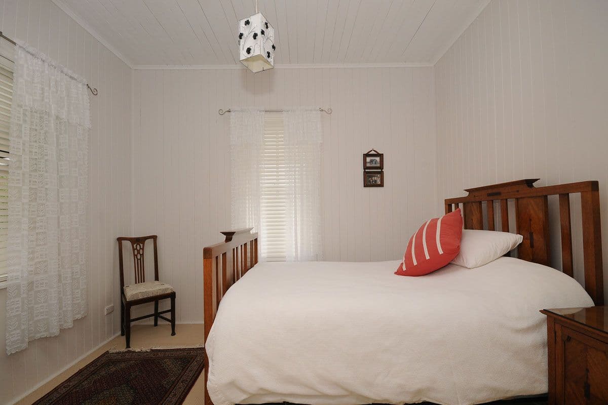 9 Kenneth Street, NORTH TOOWOOMBA QLD 4350, North Toowoomba - Thumbnail 7