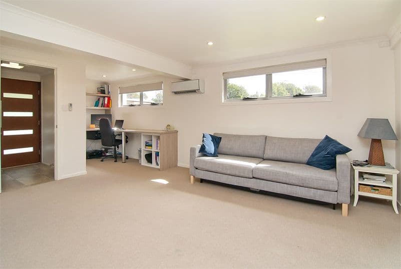 64 Woodlands Drive, ROCHEDALE SOUTH QLD 4123, Rochedale South - Thumbnail 4