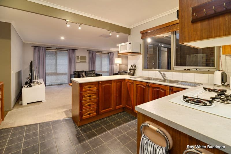 17 Grevillia Drive, MILL PARK VIC 3082, Mill Park - Thumbnail 6