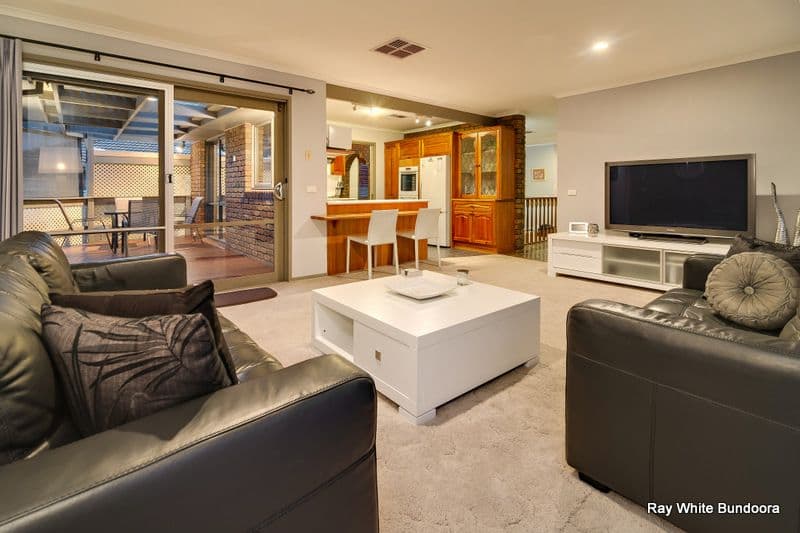 17 Grevillia Drive, MILL PARK VIC 3082, Mill Park - Thumbnail 7