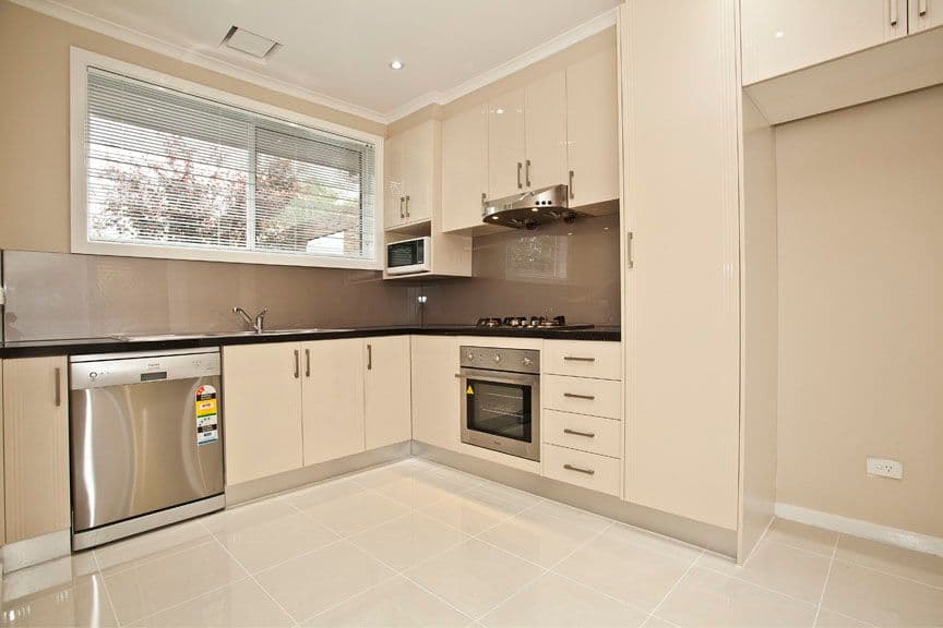46 Myrtle Street, GLEN WAVERLEY VIC 3150, Glen Waverley - Thumbnail 2