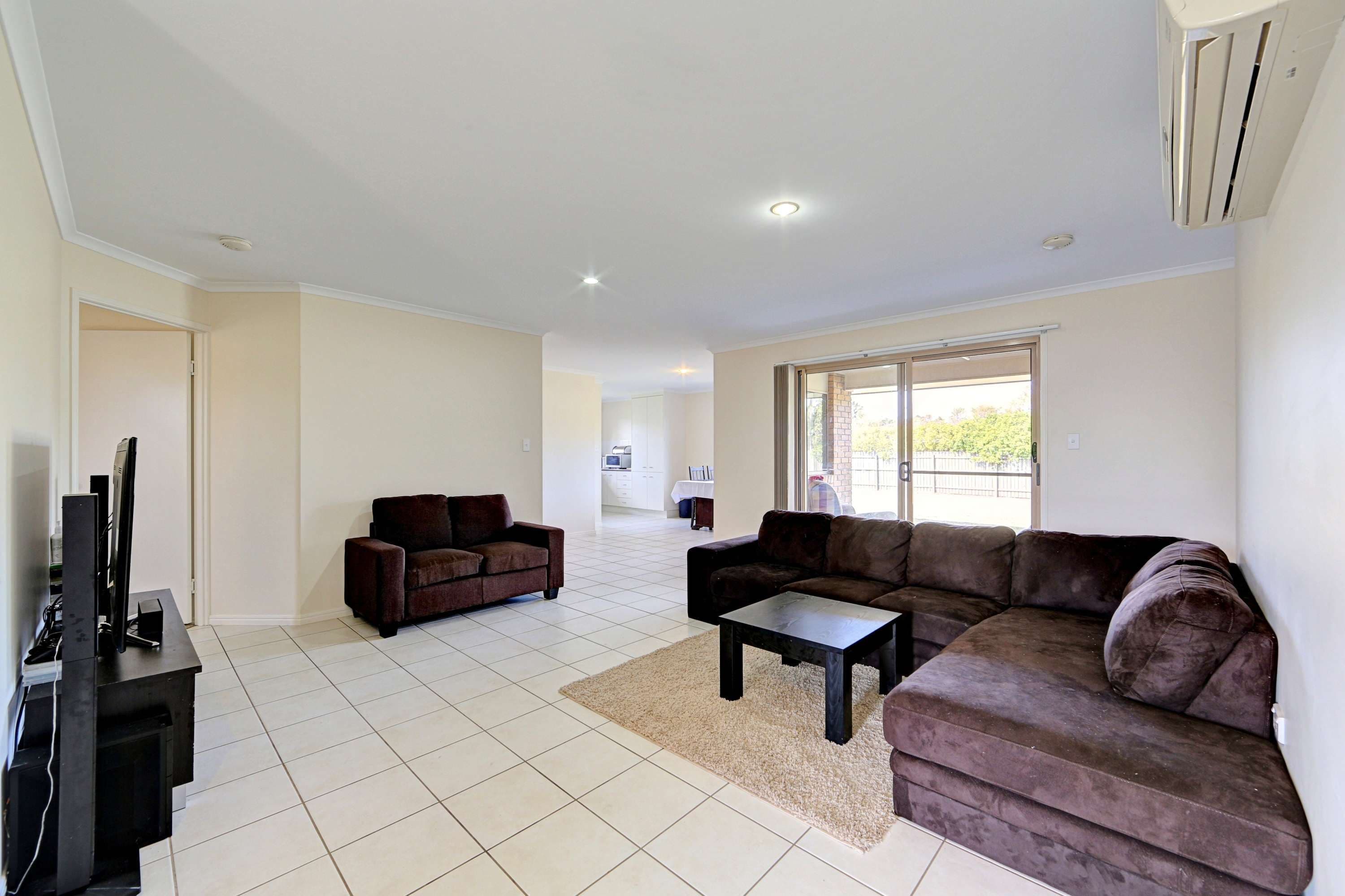 50 ROBINA Drive, AVOCA QLD 4670, Avoca - Thumbnail 3