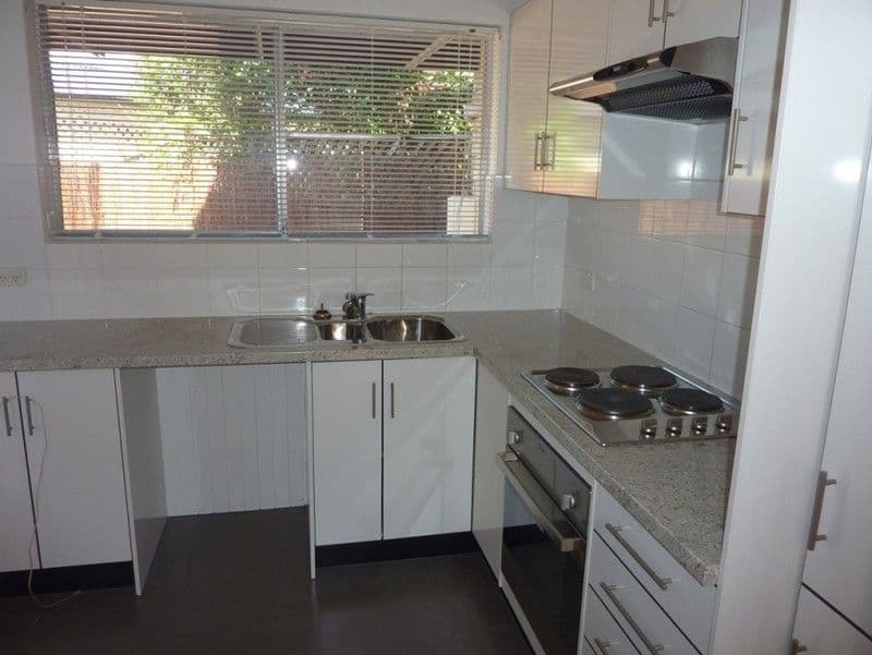 1/104 East Avenue, Clarence Park - Thumbnail 2