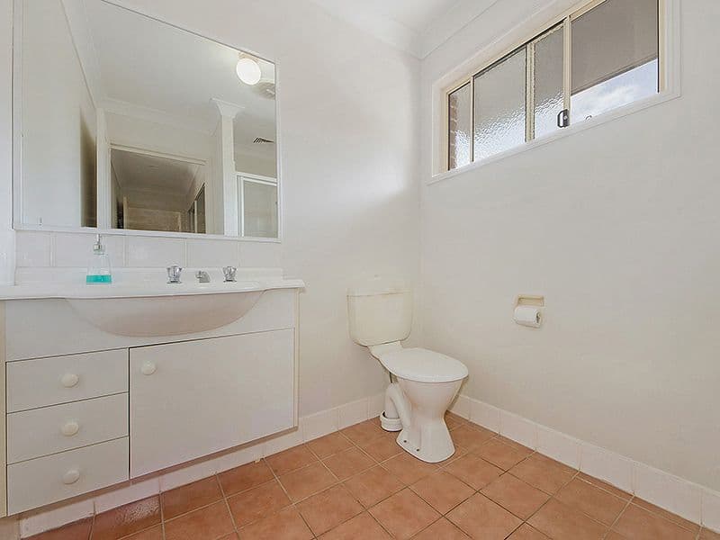 13 Griffon Street, MERRIMAC QLD 4226, Merrimac - Thumbnail 8