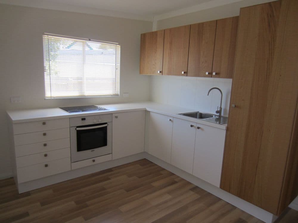 168 Sharpe Street, TEMORA NSW 2666, Temora - Thumbnail 2