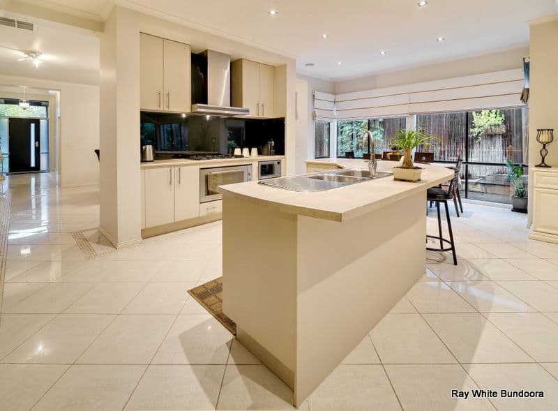 33 Snake Gully Drive, BUNDOORA VIC 3083, Bundoora - Thumbnail 3