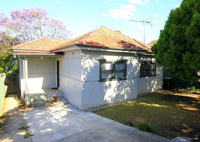 215 William Street, YAGOONA NSW 2199, Yagoona - Image 1
