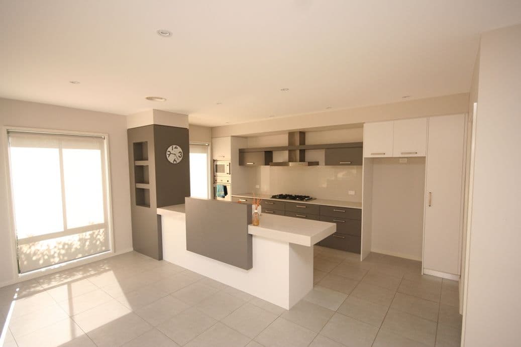 2 Goolara Place, JERRABOMBERRA NSW 2619, Jerrabomberra - Image 1