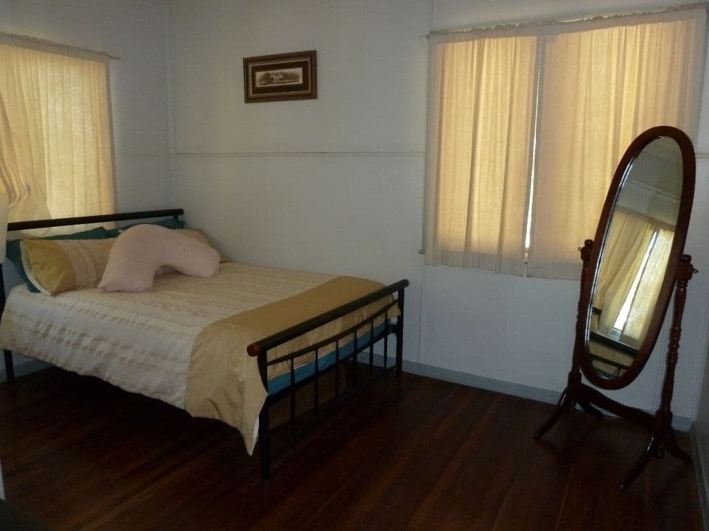 157 Kingfisher Street, LONGREACH QLD 4730, Longreach - Thumbnail 5