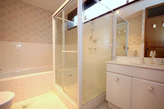 46 Dalton Avenue, CONDELL PARK NSW 2200, Condell Park - Thumbnail 7